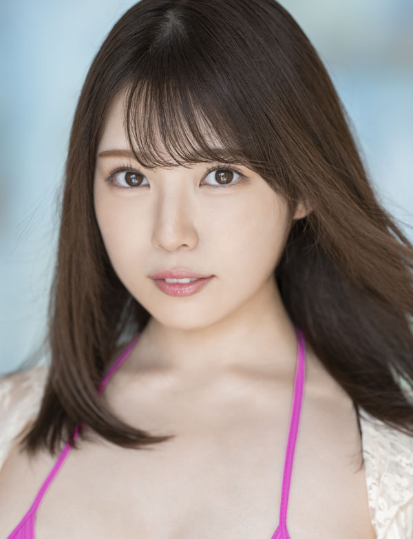 Yuuha Kiriya (桐夜ゆうは) Profile Photo